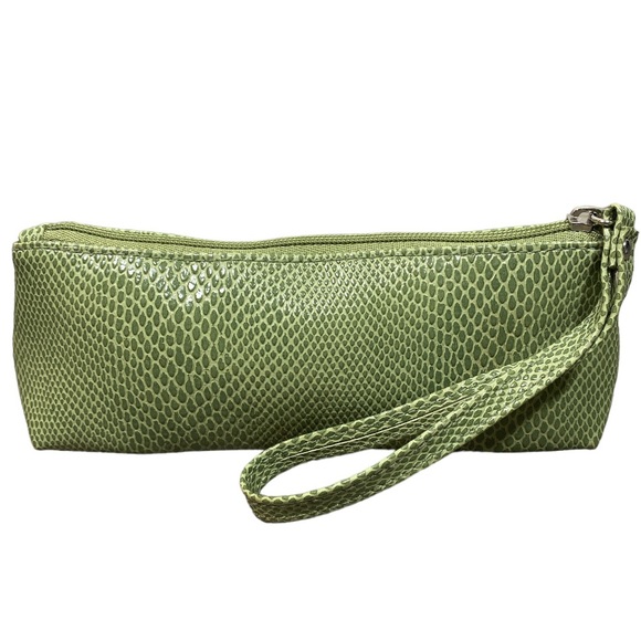 CLINIQUE Faux Snakeskin Cosmetic Bag Set (2) in New Spring Green - Picture 5 of 10